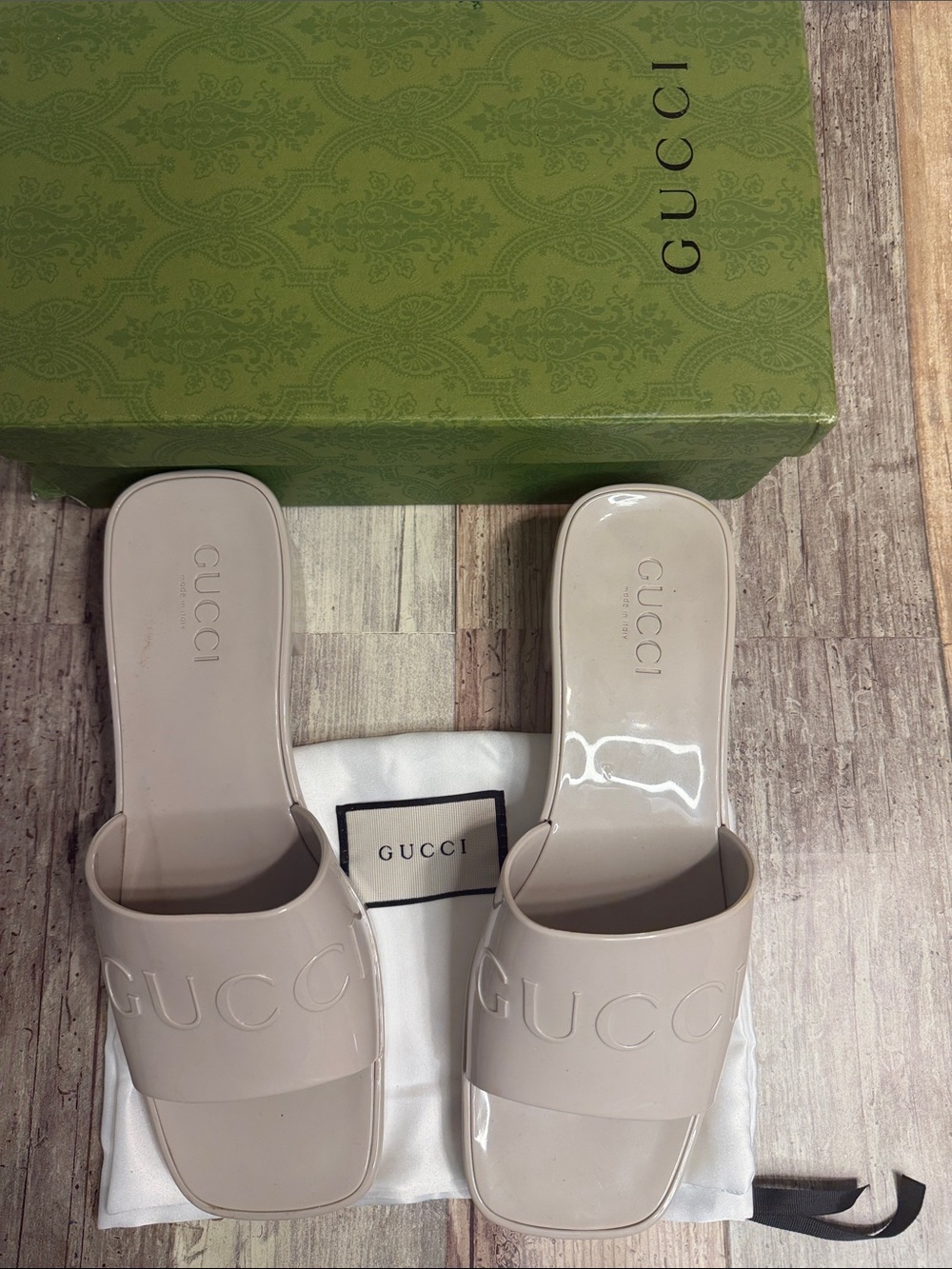 Gucci Rubber Sandal Slide Block Mules 39